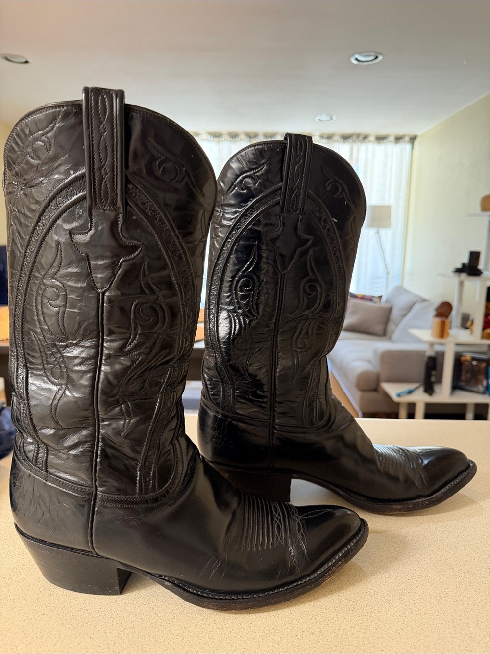 Lucchese Classics Handmade Black Cowboy Boots - Picture 5 of 6